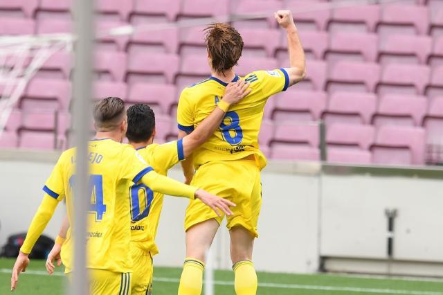 国际足联世界杯-又是朗格莱犯错！巴萨惨遭绝平争冠希望渺茫